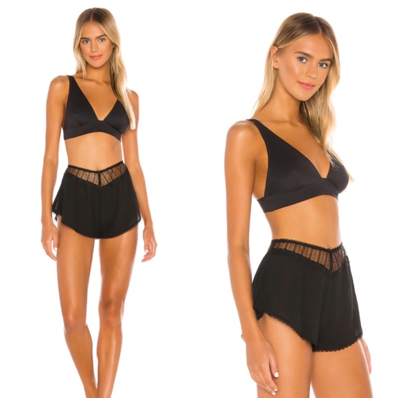 Free People Erin Scuba Deep V Bralette Black S 34 NWT - Picture 3 of 12